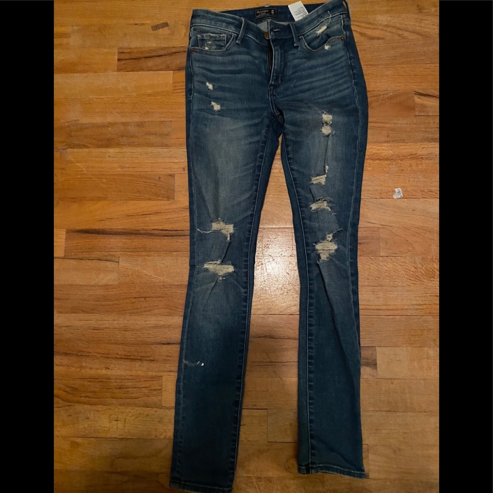 Abercrombie and Fitch 00 Jeans